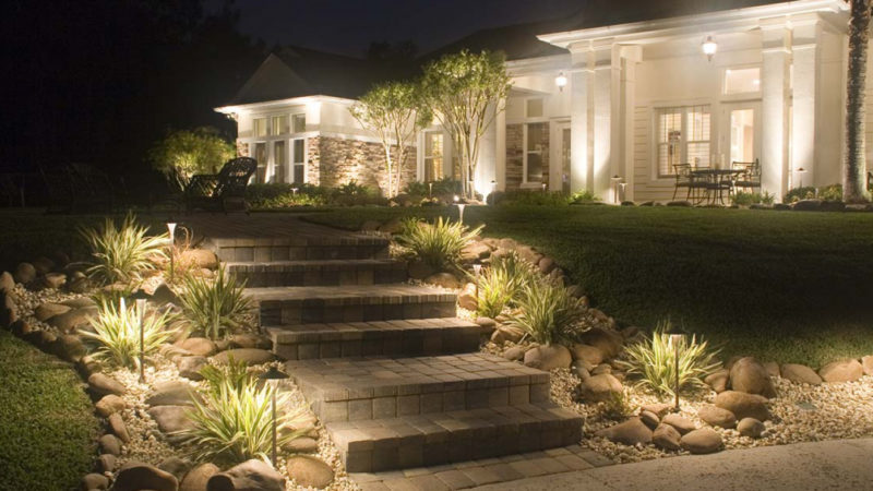 5 Impressive Outdoor Lighting Ideas To Lighten Your Yard